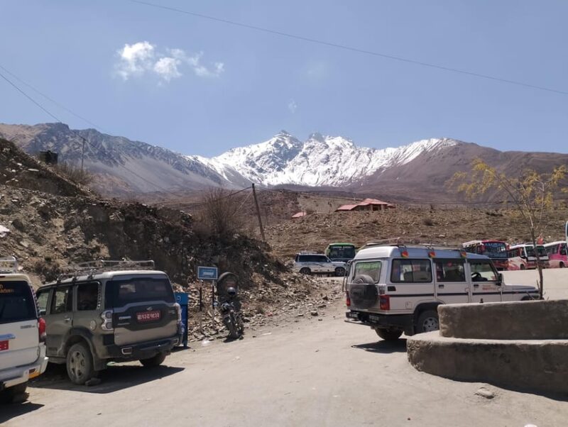 From Pokhara: Luxury Private Car Transfer to Kathmandu - En Route Break