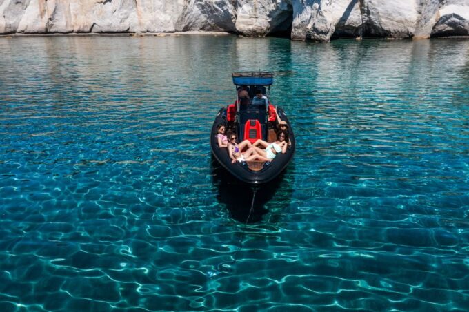 From Pollonia: Kimolos, Poliegos, & Milos Private Boat Tour - Visiting Mersini Beach and Cave of the Seal