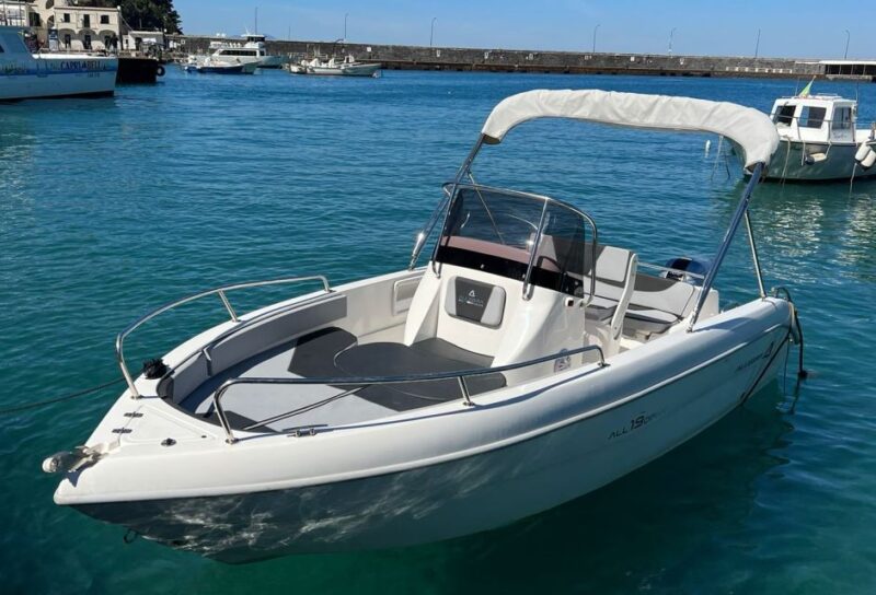 From Pompeii: Full Day Capri Private Boat Trip With Drinks - Experience Highlights