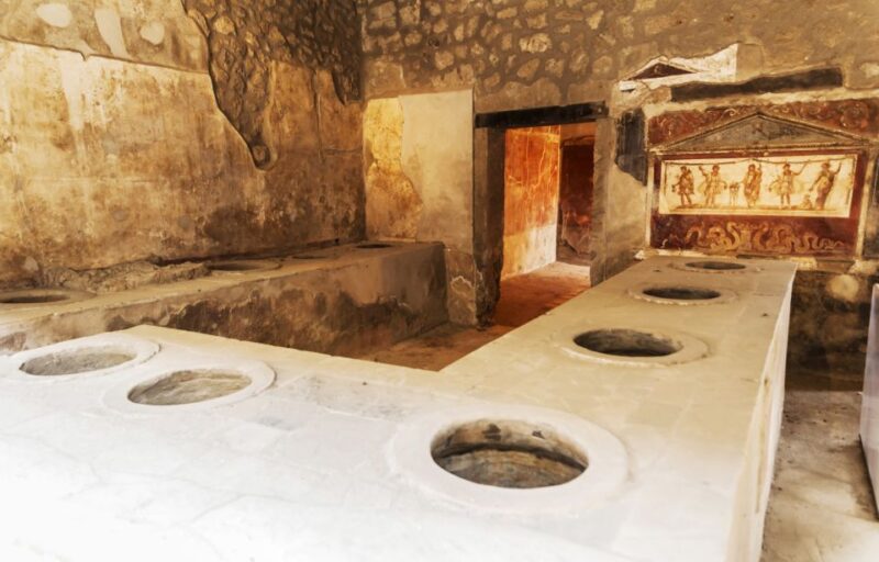From Pompeii: Guided Walking Tour With Skip-The-Line Entry - Key Points