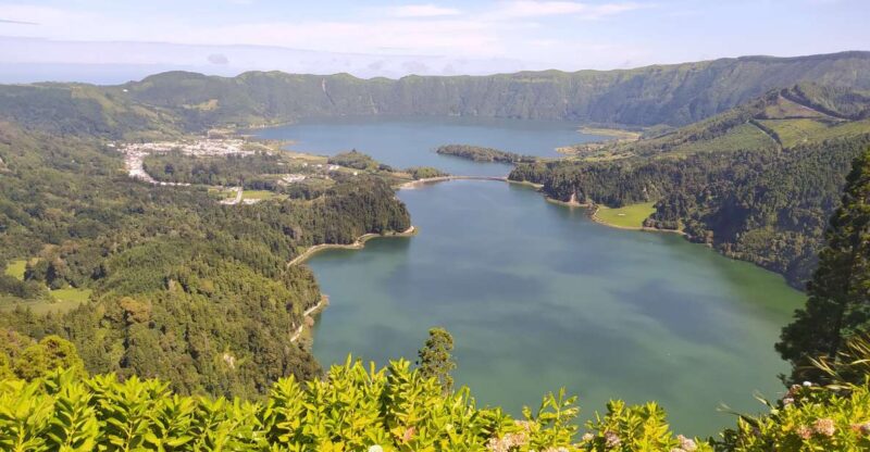 From Ponta Delgada: Sete Cidades Highlights Tour W/ Transfer - Experience Highlights