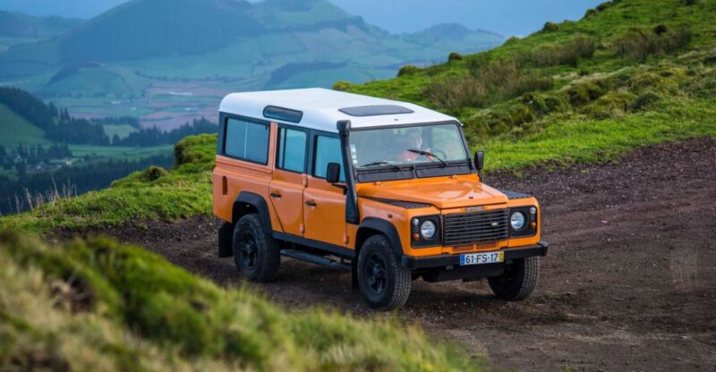 From Ponta Delgada: Sete Cidades Jeep, Bike, & Kayak Ride - Preparing for the Adventure