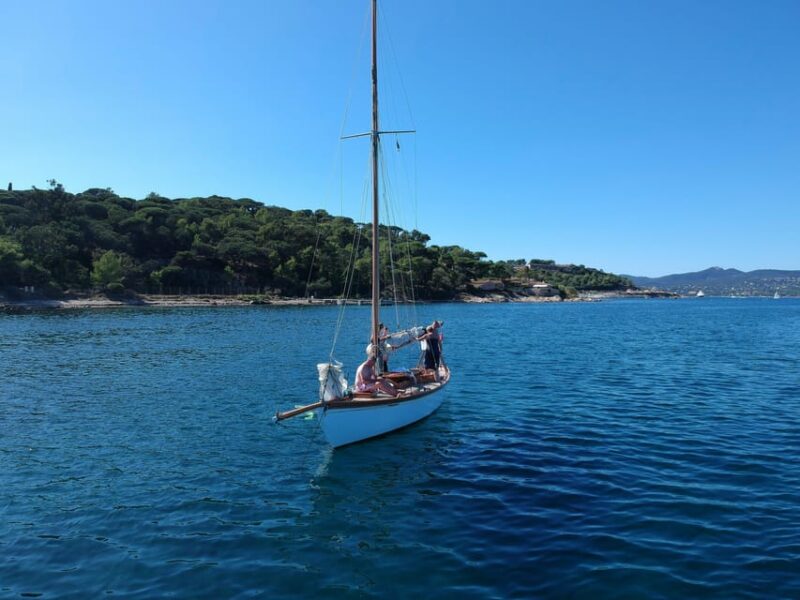 From Port Grimaud: Half-Day Classic Yacht Sailing Experience - Itinerary and Activities