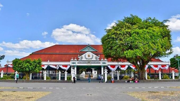 From Port Semarang : Yogyakarta Private Tour With Lunch - Pickup Location and Transportation