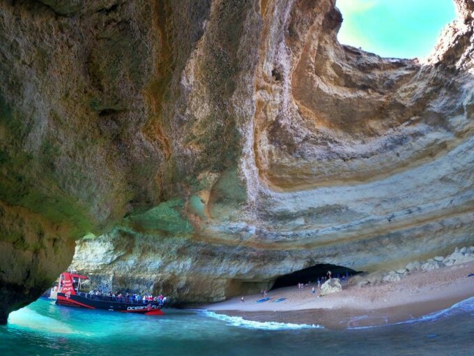 From Portimão: 2-Hour Catamaran Tour to Benagil Caves - Inclusions and Exclusions