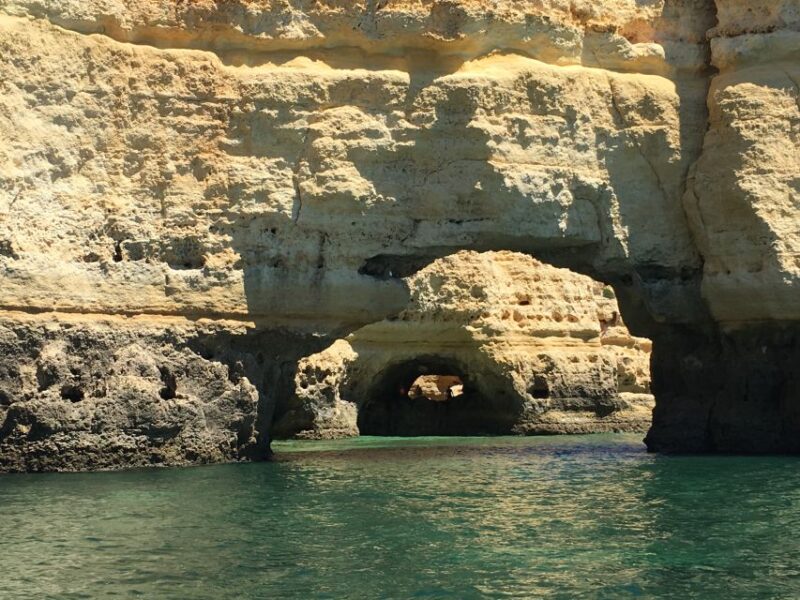 From Portimão: Benagil Cave & Marinha Beach Boat Tour - Meeting Point