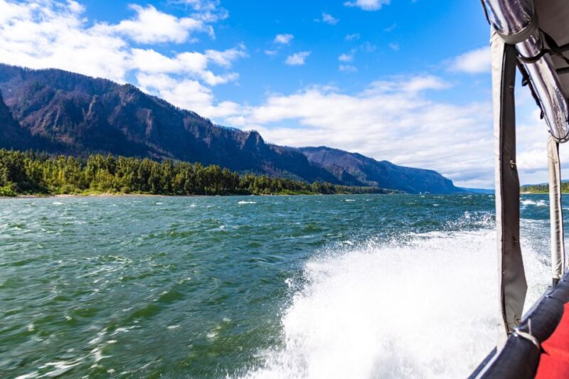 From Portland: Bigfoot Adventure 3.5-hour Jetboat Cruise - Onboard Facilities
