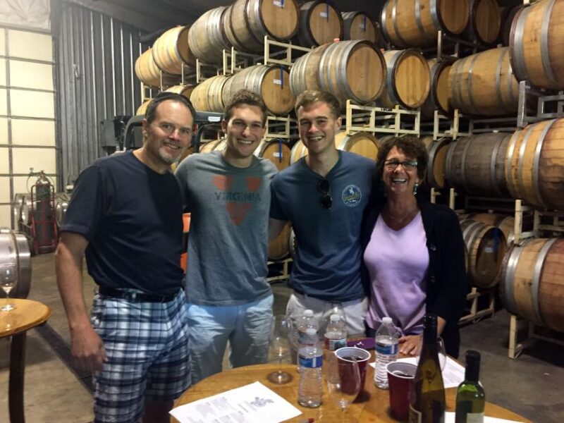 From Portland: Willamette Valley Character Wineries - Pickup and Transportation