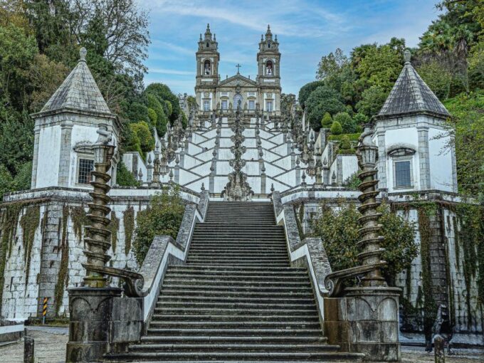 From Porto: Braga & Guimarães Full Day Experience With Lunch - Tour Inclusions
