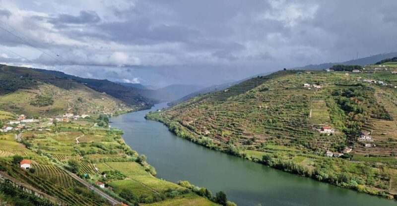 From Porto Day Douro Valley Wine Tour 2 Wineries & Lunch - Inclusions and Exclusions
