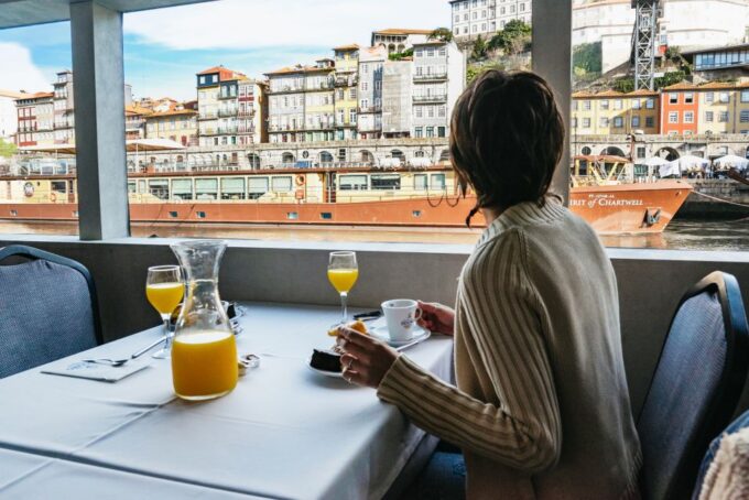 From Porto: Douro River Cruise to Régua With Lunch - Scenic Cruise Through the Douro