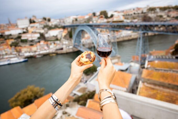 From Porto: Douro Tour - Pinhão/Regua for 1 Day - Group Size and Languages