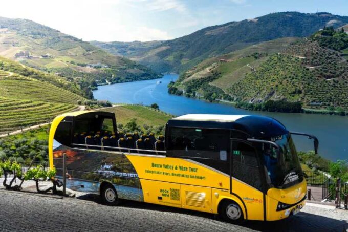 From Porto: Full-Day Douro Valley & Wine Tour With Lunch - Getting to the Meeting Point