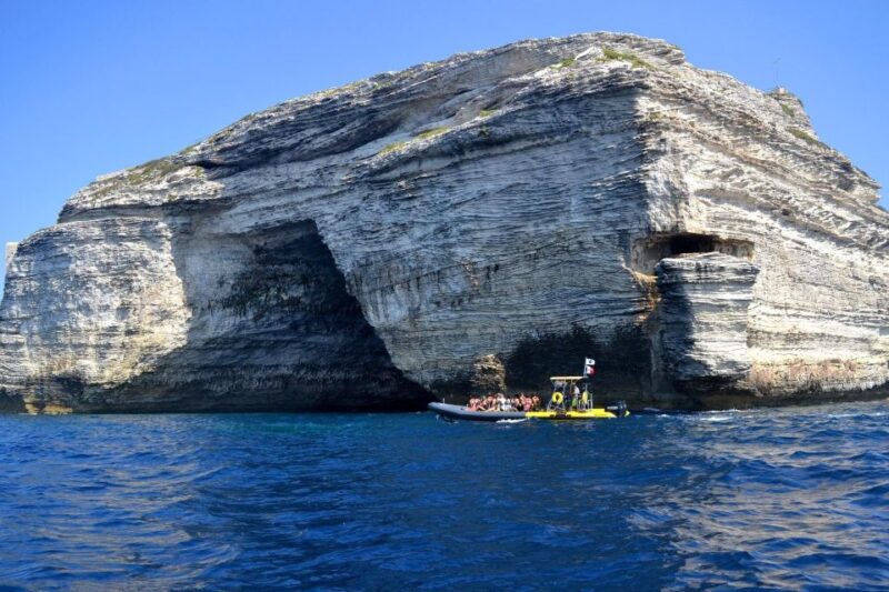 From Porto Vecchio EMOTION Boat Trip Lavezzi and Bonifacio - Key Points