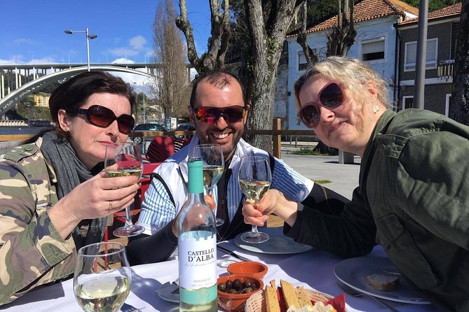From Porto With View to Gaia: Private Bike Tour #Ducksideofporto - Crossing the Dom Luis I Bridge