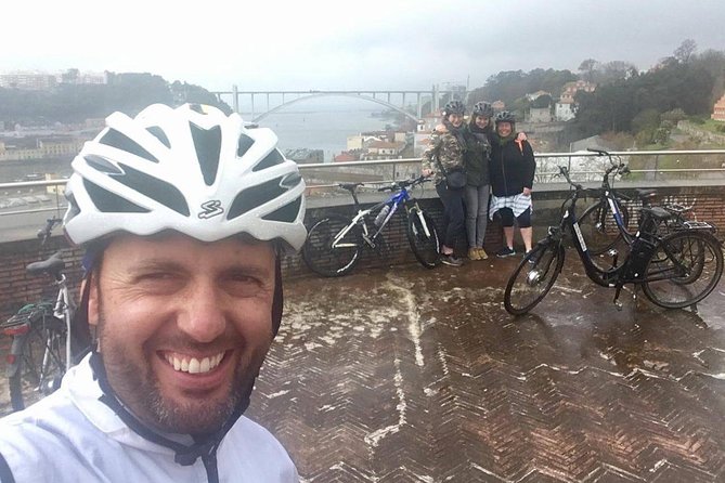 From Porto With View to Gaia: Private Bike Tour #Ducksideofporto - Capturing the Douro River