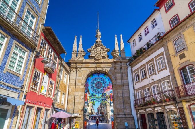From Porto: Wonders of Braga & Guimaraes Private Day Trip - Languages Offered