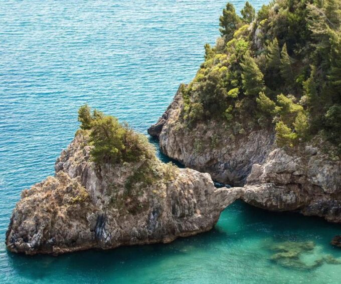 From Positano: Amalfi Coast Boat Tour With Swimming Stop - Stops and Free Time in Amalfi