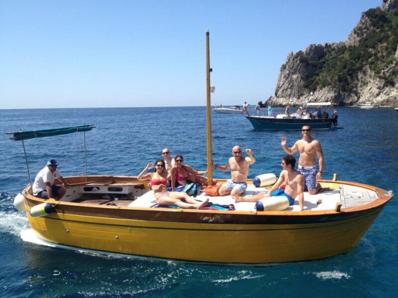 From Positano: Private Boat Tour to Capri or Amalfi - Included Amenities