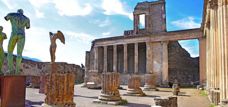 From Positano: Sorrento & Pompeii Private Tour W/ Transfers - Accessibility