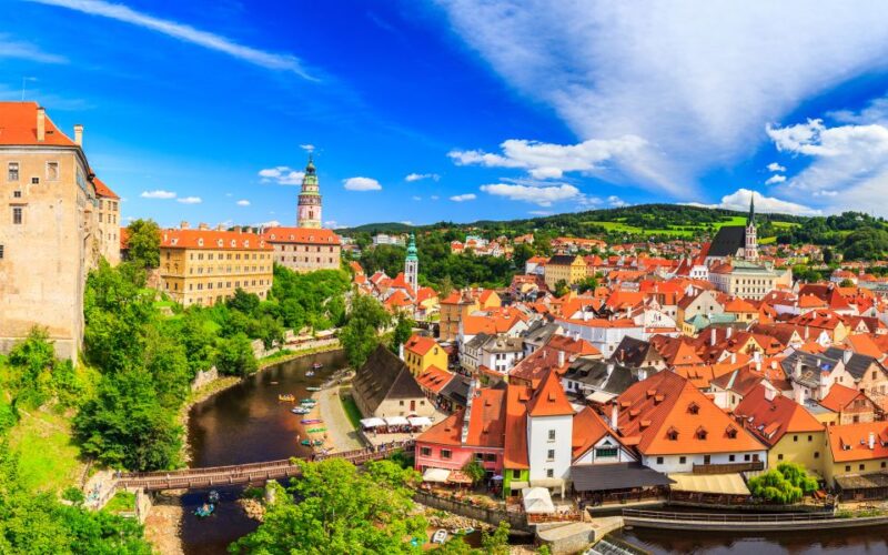 From Prague: Full-Day Trip to Český Krumlov - Participant Information
