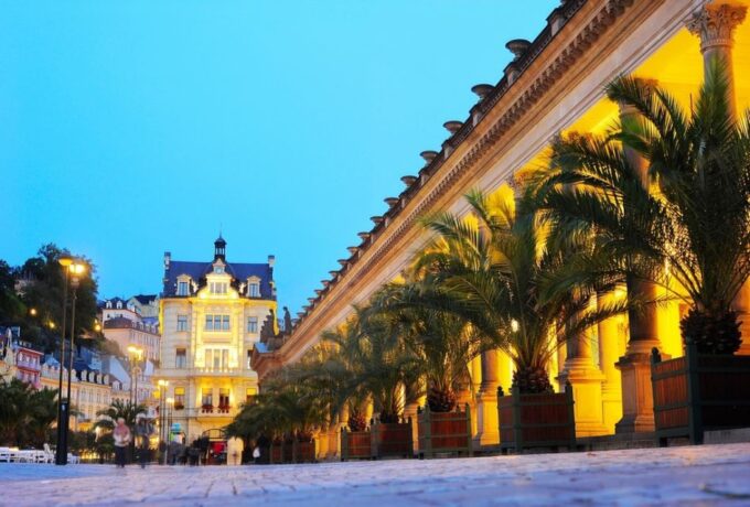 From Prague: Guided Trip to Karlovy Vary With Spa - Spa Facilities