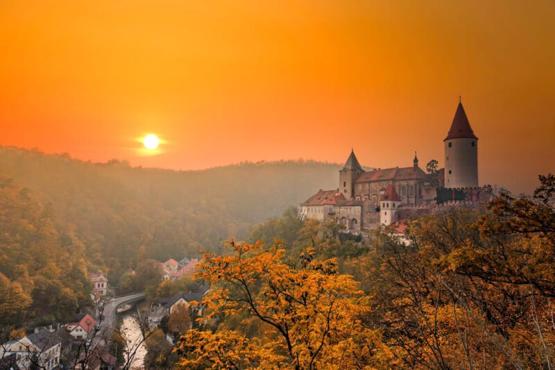 From Prague: Křivoklát Castle & Motorcycle Museum Day Trip - Key Points