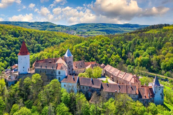 From Prague: Křivoklát Castle & Motorcycle Museum Day Trip - Customer Ratings and Reviews