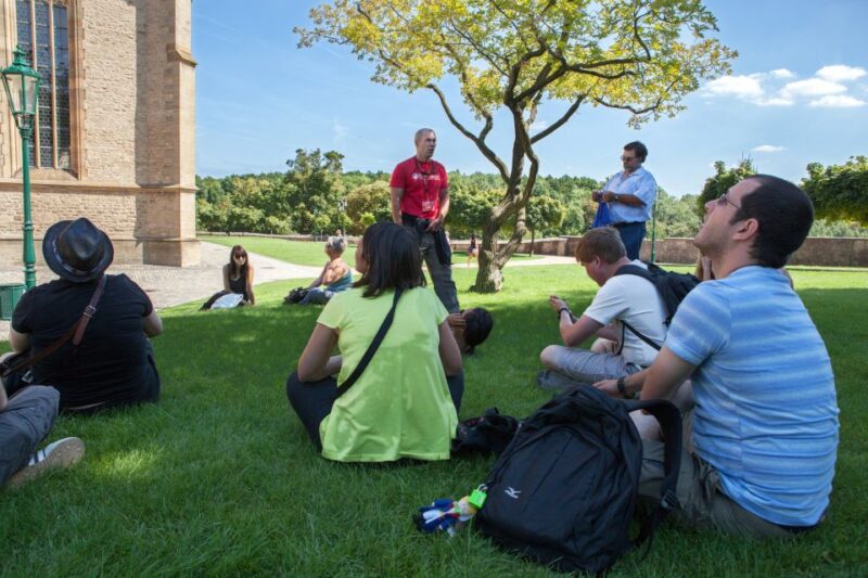 From Prague: Kutna Hora UNESCO Site Tour With Bone Chapel - Tour Experience and Guide Feedback