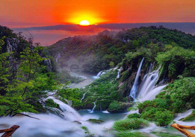 From Prague: Plitvice Lakes and a Visit to Zagreb. - Duration and Cancellation Policy