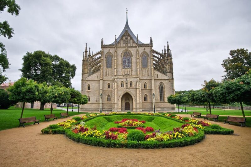 From Prague: Private Guided Tour to Kutna Hora - Highlights