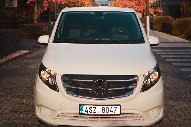 From Prague to Passau - Private Transfer by MINIVAN Mercedes Vito 8+1pax - Traveler Reviews