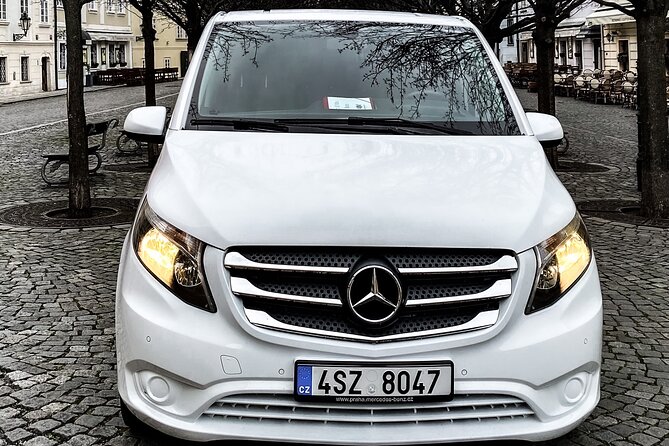 From Prague to Vienna - Private Transfer by MINIVAN Mercedes Vito 81pax - Customer Support and Assistance