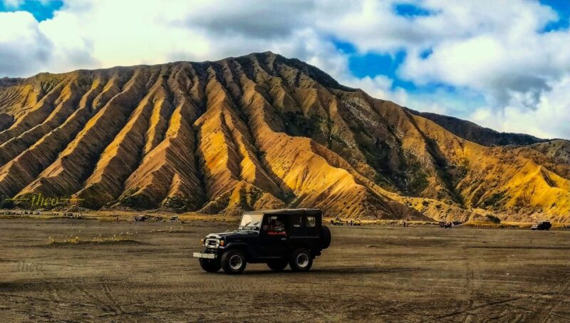 From Probolinggo: Mount Bromo Sunset Tour by Land Cruiser - Itinerary Details
