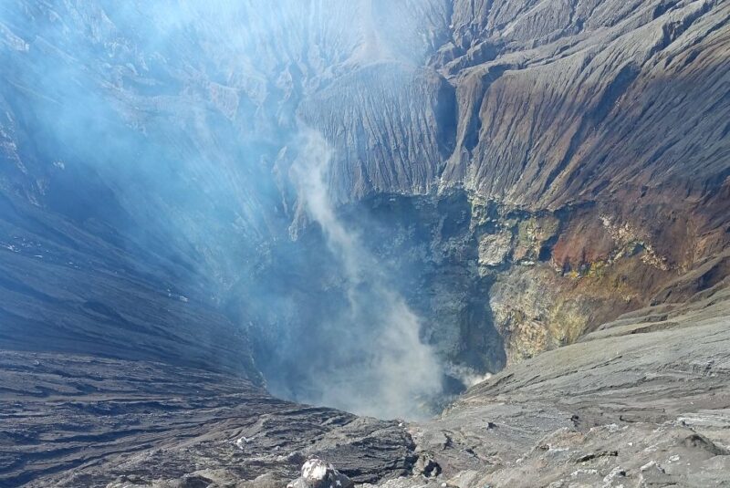 From Probolinggo: Mount Bromo & Tengger Caldera Sunrise Tour - Experience Highlights