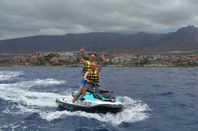 From Puerto Colon : 1 Hour Adrenaline Jetski Tour - Guided Tour Experience