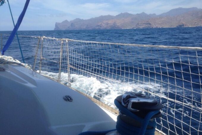 From Puerto De Mogán: Sailboat Trip With Food and Drinks - Number of Participants
