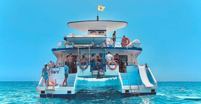 From Puerto Rico: Boat Party Along the Coast. - Pricing and Reservation