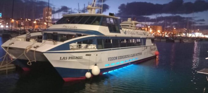 From Puerto Rico: Boat Party Along the Coast. - Themes and Entertainment
