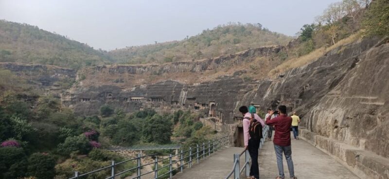 From Pune: Ajanta, Ellora Caves and Aurangabad Guided Tour - Day 3: Discover Ellora Caves