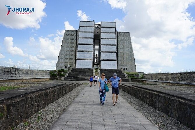 From Punta Cana City Tours Santo Domingo - Observing the Presidential Palace