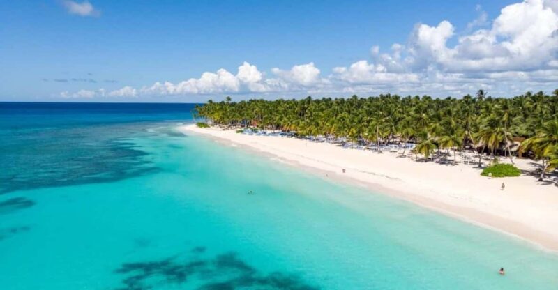 From Punta Cana: Isla Saona Boat Trip With Lunch & Open Bar - Activities and Amenities