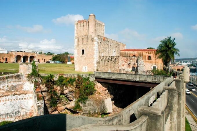 From Punta Cana or La Romana: Santo Domingo Cultural Daytrip - Explore Historic Ciudad Colonial