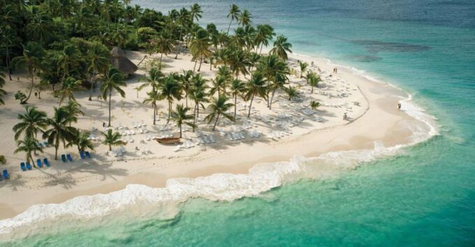 From Punta Cana: Samana Full Day Trip by Bus and Boat - Dining Experience
