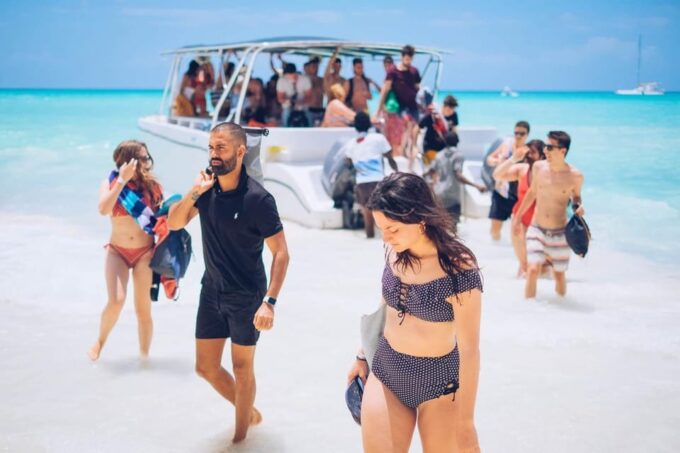 From Punta Cana: Saona Island Day Trip With Buffet Lunch - Recommendations and Restrictions