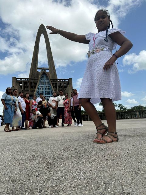 From Punta Cana: Zafary City Tour Half Day + Cathedral + Buffet - Key Points