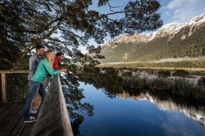 From Queenstown: Milford Sound, Observatory & Cruise W Lunch - Language Options