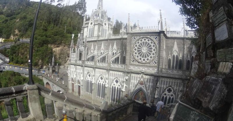 From Quito: Las Lajas Sanctuary Full-Day Tour & Hotel Pickup - Transportation and Accessibility