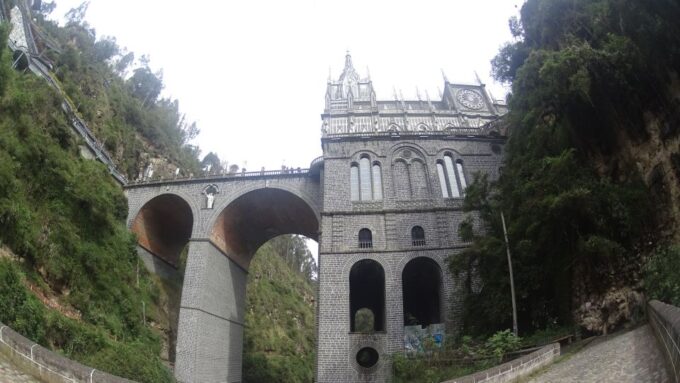 From Quito: Las Lajas Sanctuary Full-Day Tour & Hotel Pickup - Customer Reviews