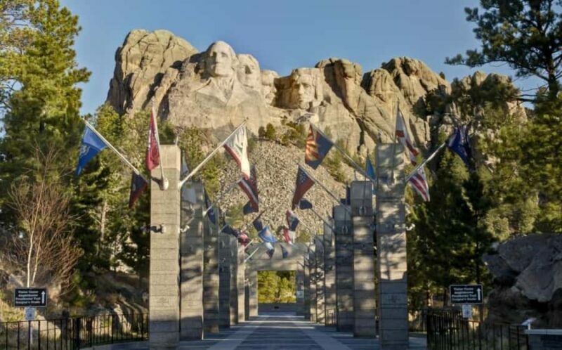 From Rapid City: Mt. Rushmore Memorial Tour - An Authentic Ride Through South Dakota’s Iconic Black Hills